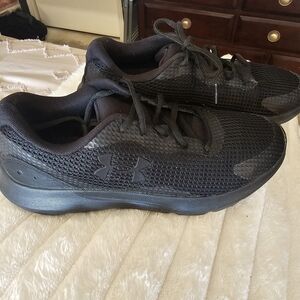 Under Armour Women's Black Athletic Shoes